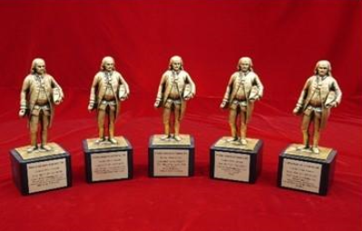 真人游戏喜获“Premier Print Award”两项大奖